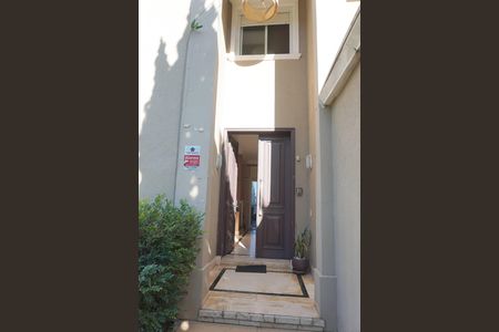 Casa de condomínio para alugar com 450m², 4 quartos e sem vagaEntrada