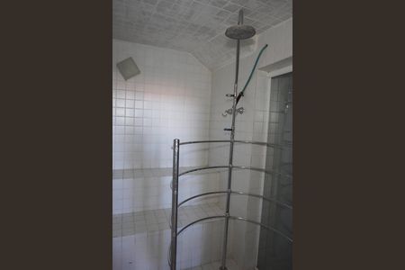 Casa de condomínio para alugar com 450m², 4 quartos e sem vagaSauna