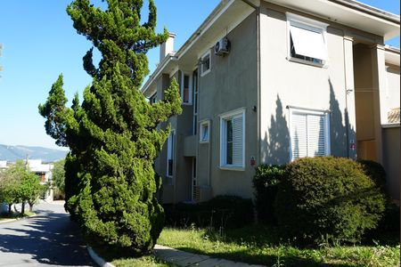 Casa de condomínio para alugar com 450m², 4 quartos e sem vagaFachada