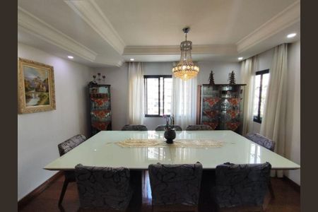 Apartamento à venda com 373m², 4 quartos e 3 vagas