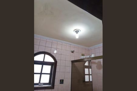Casa à venda com 3 quartos, 120m² em Vila Brasilio Machado, São Paulo