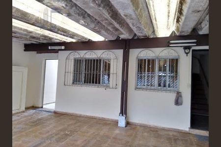 Casa à venda com 3 quartos, 120m² em Vila Brasilio Machado, São Paulo