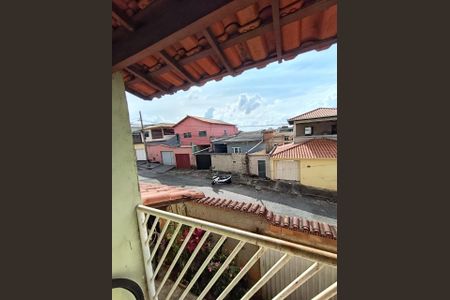 Casa à venda com 3 quartos, 360m² em Jardim Laguna, Contagem