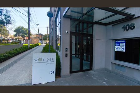 Studio à venda com 33m², 1 quarto e sem vagaFachada + Plaquinha 