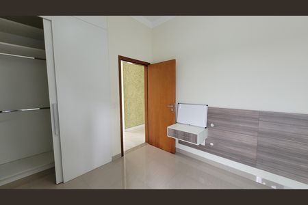 Casa de condomínio para alugar com 270m², 3 quartos e 5 vagas Casa de condomínio para alugar com 270m², 3 quartos e 5 vagasSuite 03