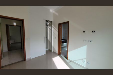 Casa de condomínio para alugar com 270m², 3 quartos e 5 vagas Casa de condomínio para alugar com 270m², 3 quartos e 5 vagasSuite 02