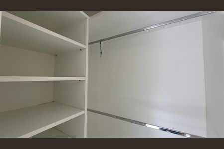 Casa de condomínio para alugar com 270m², 3 quartos e 5 vagas Casa de condomínio para alugar com 270m², 3 quartos e 5 vagasSuite 02