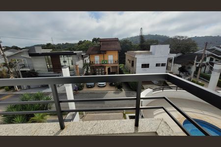 Casa de condomínio para alugar com 270m², 3 quartos e 5 vagas Casa de condomínio para alugar com 270m², 3 quartos e 5 vagasSuite 02
