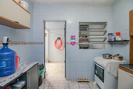 Cozinha de apartamento à venda com 2 quartos, 67m² em São João, Porto Alegre