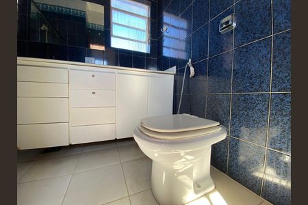 Casa para alugar com 5 quartos, 247m² em Vila Ipojuca, São Paulo