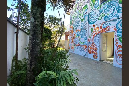 Casa para alugar com 5 quartos, 247m² em Vila Ipojuca, São Paulo