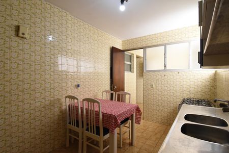 Cozinha de apartamento para alugar com 3 quartos, 161m² em Centro, Curitiba