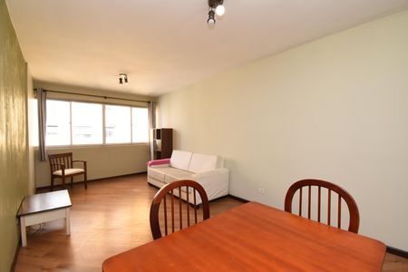 Sala de apartamento para alugar com 3 quartos, 161m² em Centro, Curitiba
