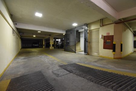 Garagem de apartamento para alugar com 3 quartos, 161m² em Centro, Curitiba