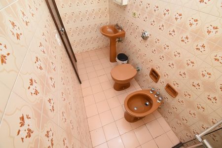 Banheiro da Suíte de apartamento para alugar com 3 quartos, 161m² em Centro, Curitiba