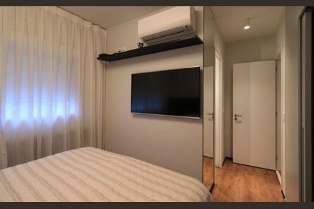 Apartamento à venda com 2 quartos, 95m² em Moema, São Paulo