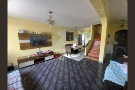 Casa à venda com 3 quartos, 157m² em Vila Romano, São Paulo