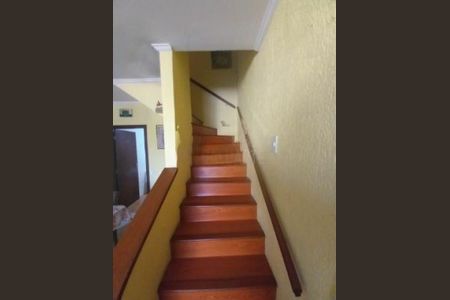 Casa à venda com 3 quartos, 157m² em Vila Romano, São Paulo