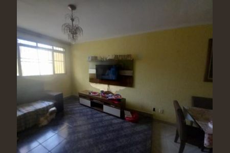 Casa à venda com 3 quartos, 157m² em Vila Romano, São Paulo