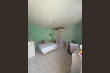 Casa à venda com 3 quartos, 157m² em Vila Romano, São Paulo