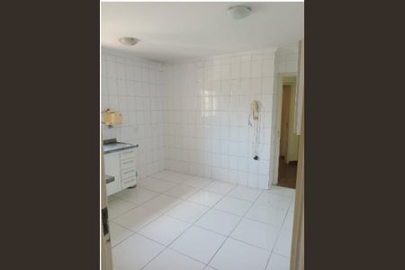 Foto 02 de apartamento à venda com 3 quartos, 110m² em Vila Suzana, São Paulo