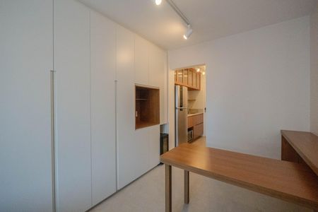 Studio à venda com 30m², 1 quarto e 1 vaga Studio à venda com 30m², 1 quarto e 1 vagaStudio