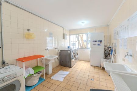 Studio à venda com 30m², 1 quarto e 1 vaga Studio à venda com 30m², 1 quarto e 1 vagaLavanderia