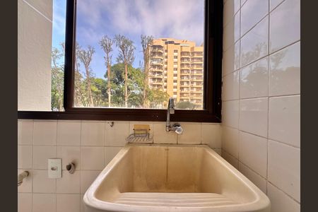 Apartamento para alugar com 116m², 3 quartos e 2 vagasCozinha e Área de Serviço