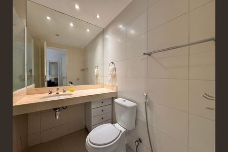 Apartamento para alugar com 116m², 3 quartos e 2 vagasSuíte - Banheiro