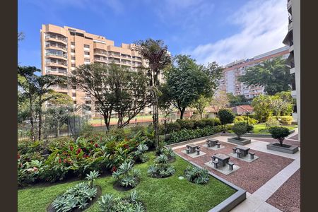 Apartamento para alugar com 116m², 3 quartos e 2 vagasSuíte - Varanda