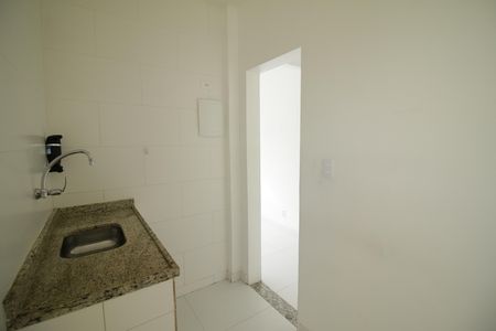 Cozinha de apartamento para alugar com 2 quartos, 55m² em Pechincha, Rio de Janeiro