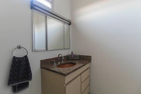 Casa para alugar com 150m², 3 quartos e 4 vagas Casa para alugar com 150m², 3 quartos e 4 vagasBanheiro