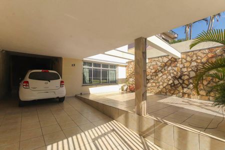 Casa para alugar com 150m², 3 quartos e 4 vagas Casa para alugar com 150m², 3 quartos e 4 vagasGaragem