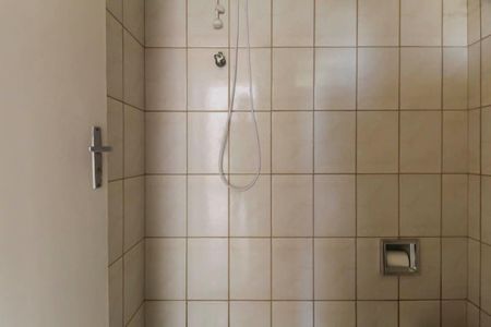 Casa para alugar com 150m², 3 quartos e 4 vagas Casa para alugar com 150m², 3 quartos e 4 vagasBanheiro de Serviço