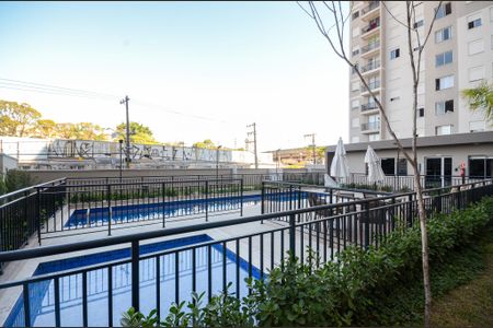 Apartamento para alugar com 40m², 2 quartos e sem vaga Apartamento para alugar com 40m², 2 quartos e sem vagaÁrea comum - Piscina