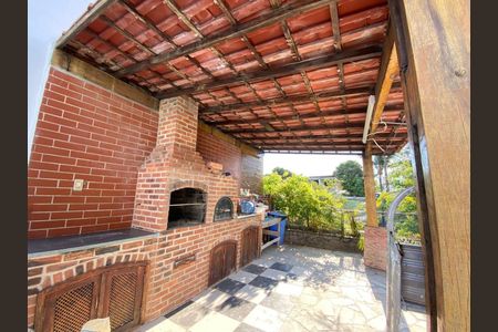 Casa à venda com 4 quartos, 532m² em Curicica, Rio de Janeiro