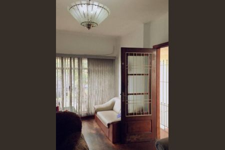 Casa à venda com 2 quartos, 130m² em Tremembé, São Paulo
