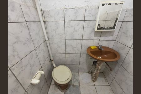 Studio à venda com 35m², 0 quarto e sem vaga Studio à venda com 35m², 0 quarto e sem vagaBanheiro