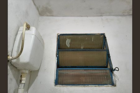 Banheiro de kitnet/studio para alugar com 0 quarto, 35m² em Jacarepaguá, Rio de Janeiro