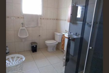 WC C/ BOX de casa à venda com 3 quartos, 340m² em Bussocaba, Osasco