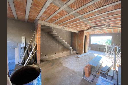 Casa à venda com 3 quartos, 160m² em Santa Amelia, Belo Horizonte