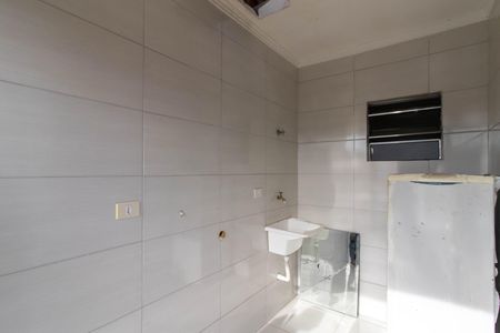 Area de Serviço  de casa para alugar com 1 quarto, 30m² em Jardim Santa Cecilia, Guarulhos