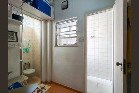 Apartamento à venda com 78m², 2 quartos e 1 vaga Apartamento à venda com 78m², 2 quartos e 1 vagaQuarto de Serviço