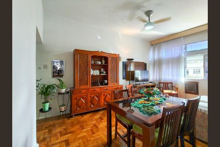 Apartamento à venda com 78m², 2 quartos e 1 vaga Apartamento à venda com 78m², 2 quartos e 1 vagaSala