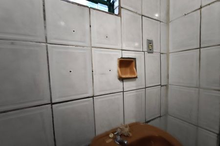 Banheiro de casa à venda com 2 quartos, 57m² em Jardim Campos Elíseos, Campinas
