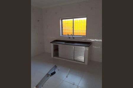 Casa à venda com 2 quartos, 210m² em Vila Campestre, São Paulo