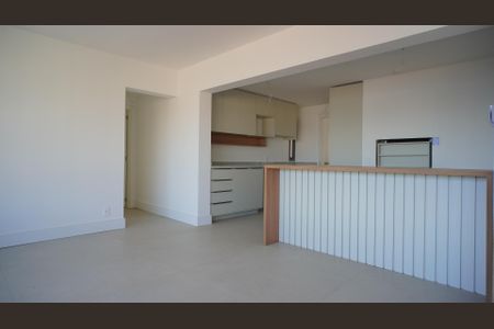 Apartamento para alugar com 227m², 3 quartos e 2 vagas Apartamento para alugar com 227m², 3 quartos e 2 vagasSala
