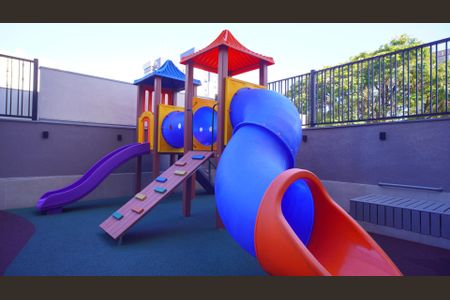 Apartamento para alugar com 227m², 3 quartos e 2 vagas Apartamento para alugar com 227m², 3 quartos e 2 vagasÁrea comum - Playground