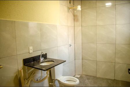 Casa para alugar com 100m², 2 quartos e 2 vagas Casa para alugar com 100m², 2 quartos e 2 vagasBanheiro 2