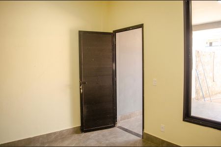 Casa para alugar com 100m², 2 quartos e 2 vagas Casa para alugar com 100m², 2 quartos e 2 vagasSala